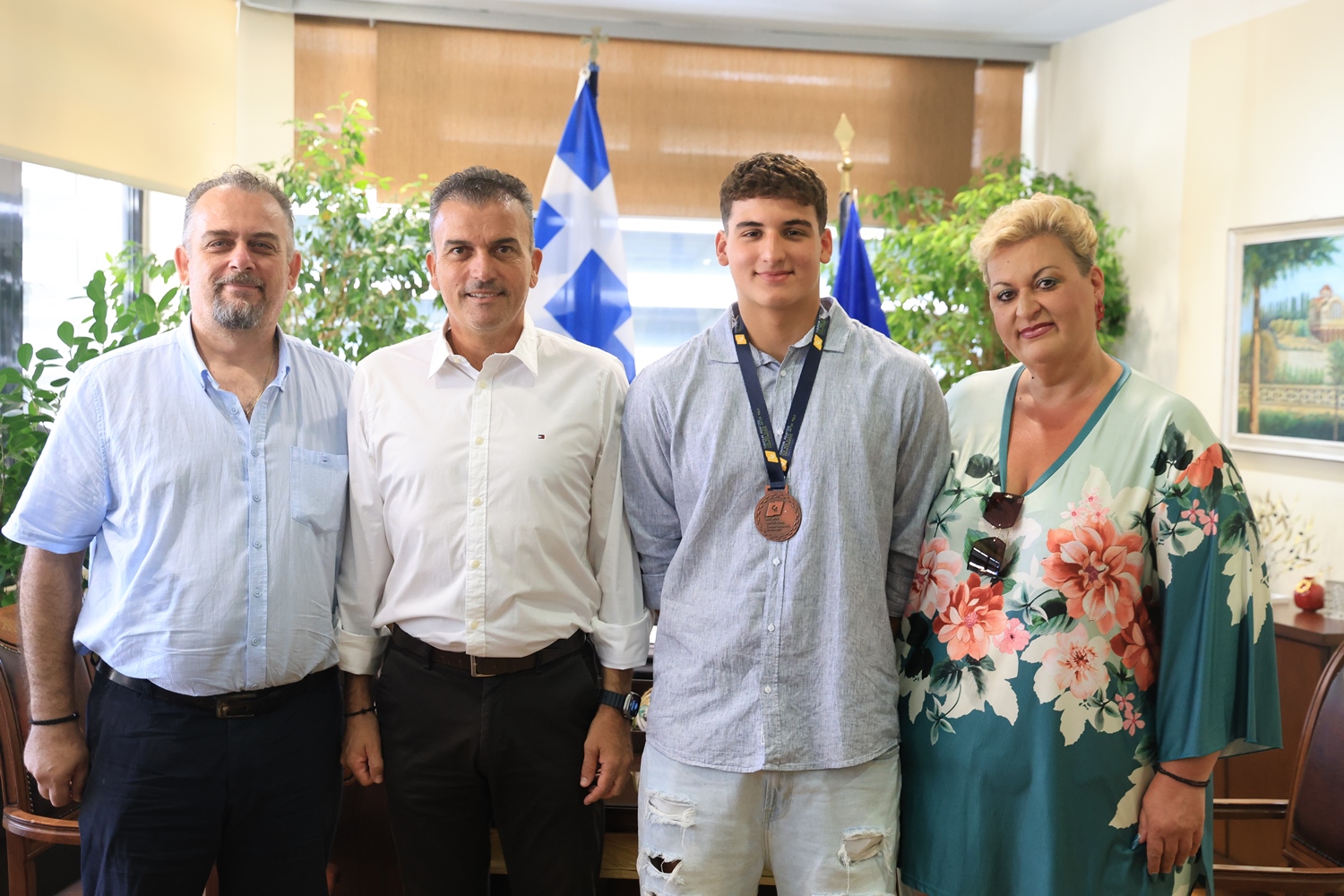 mamakos-motsias-polo-2